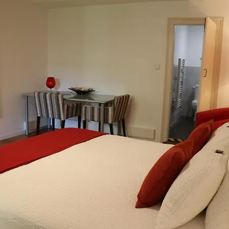 Apartment Au Coeur Du Village Avec Terrasse Et Parking Proche De Pamiers *